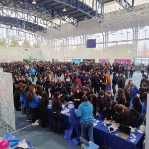 Nuestros estudiantes de 4° Medio participaron en la Feria Vocacional del Colegio Amalia Errázuriz